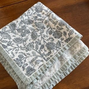 Qty 48 floral napkins